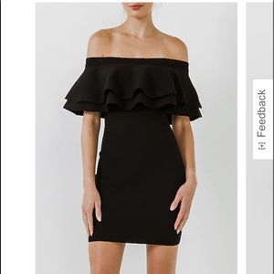 Express. Endless rose black off shoulder dress